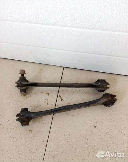 Рычаг задней подвески Skoda Octavia A5