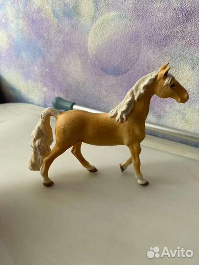 Фигурки лошадей schleich