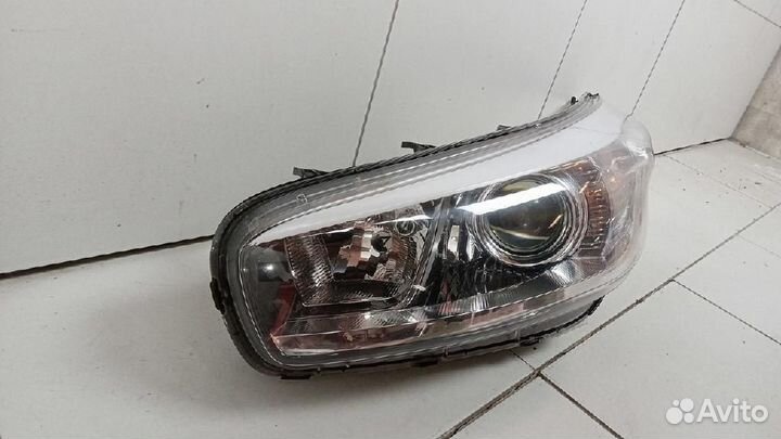 Фара левая Kia Ceed