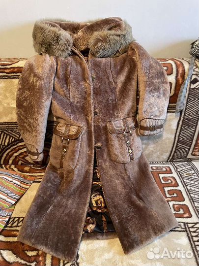 Шуба мутоновая с капюшоном