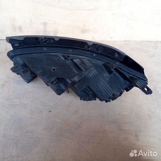 Фара правая Kia Sorento 4 2020-2024