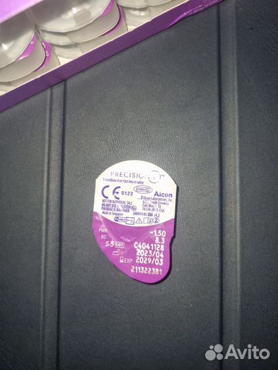 Линзы контактные 