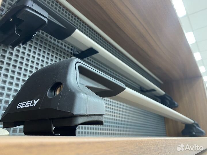 Багажна система (рейлинги) Geely Monjaro