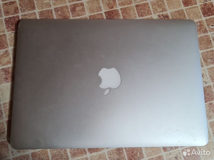 Macbook pro 13 2015 i5 8гб