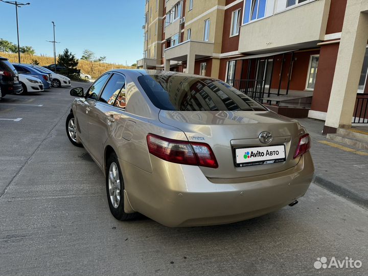 Toyota Camry 2.4 AT, 2009, 320 000 км