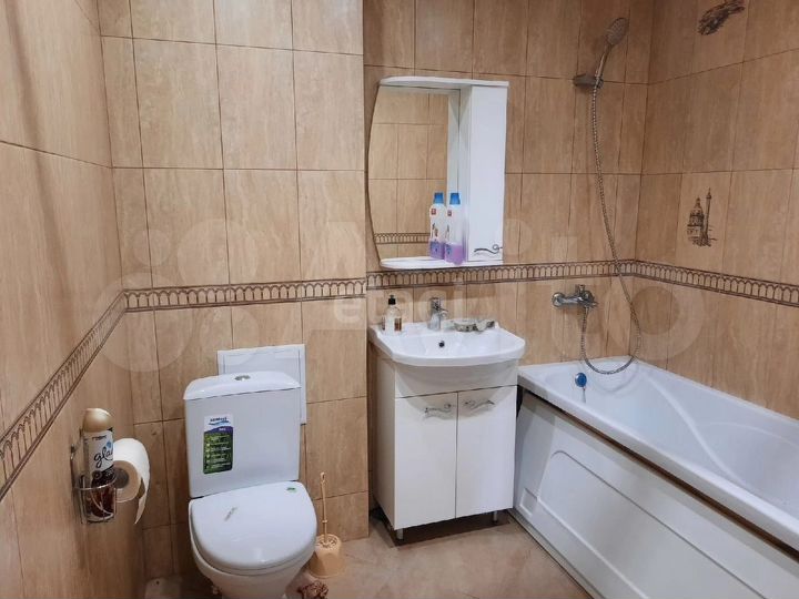 3-к. квартира, 66 м², 1/2 эт.