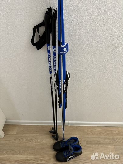 Лыжи беговые, ботинки лыжные и палки Nordway