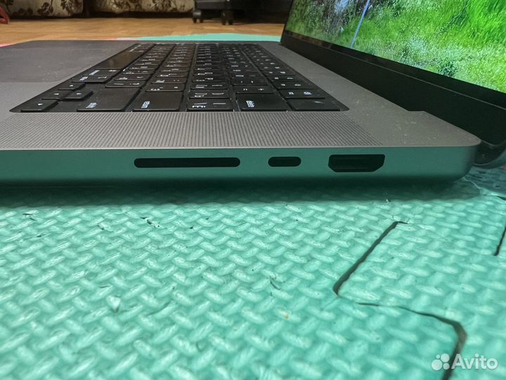 Apple macbook Pro 16 M1 Pro 2021, 16 gb озу, 1Tb