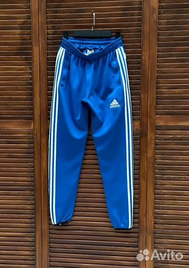 Спортивные штаны adidas