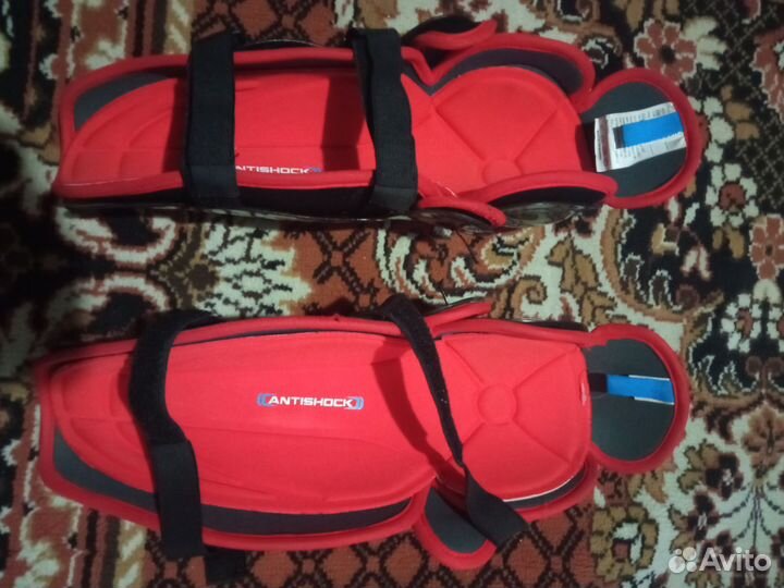 Щетки хоккейные