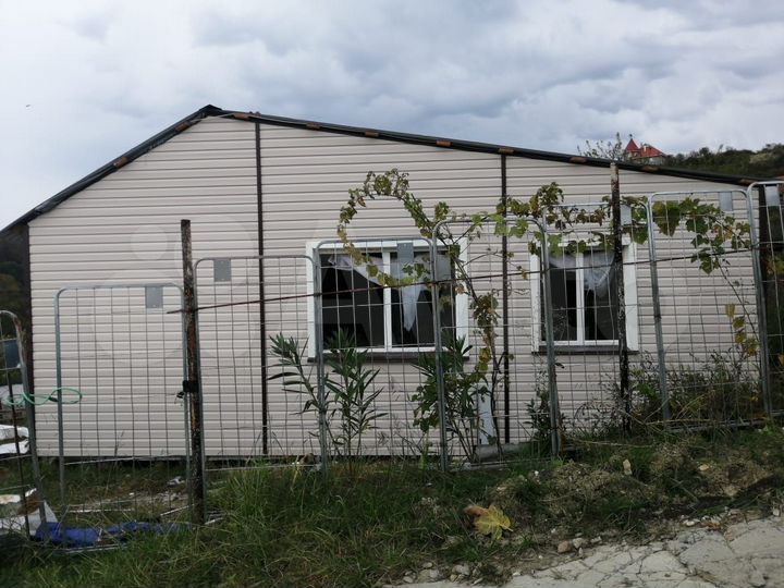 Дом 68 м² на участке 4 сот.