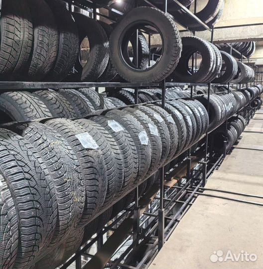 Michelin X-Ice 3 215/55 R16 97W