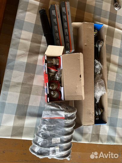 Комплект передней подвески niva