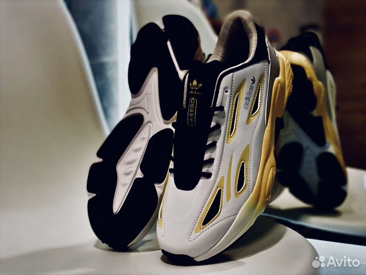 Кроссовки Adidas