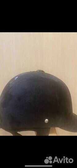 Шлем для конных видов спорта