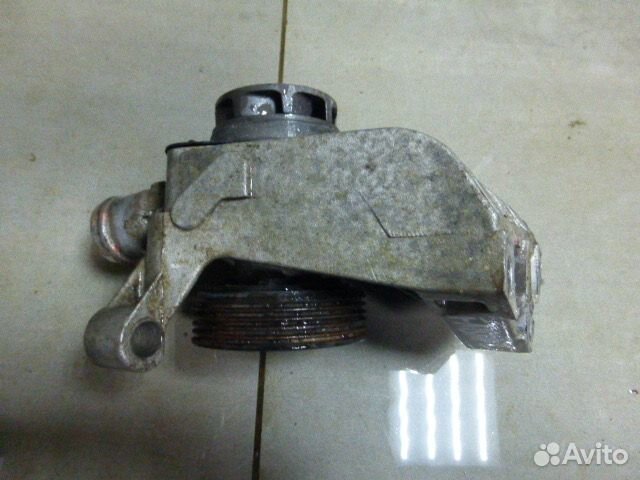 Шкода насос водяннная помпа Fabia