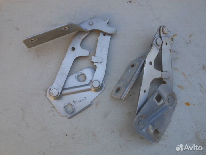 Петля капота для Peugeot 406 1995-2004