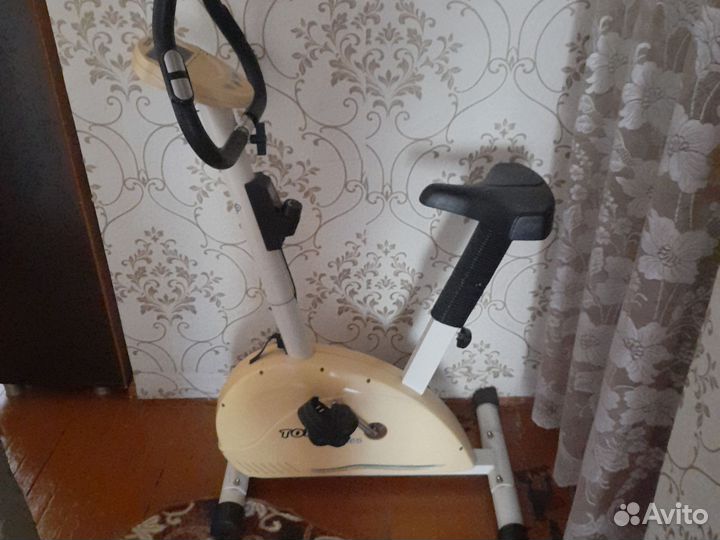 Велотренажер torneo