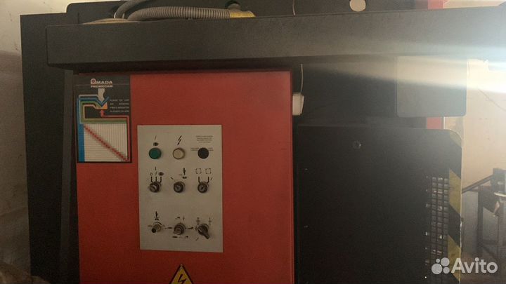 Листогибочный пресс amada ITS 2 8025