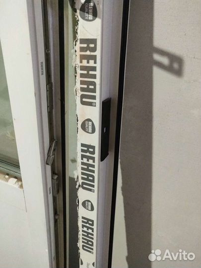 Оконный блок с балконной дверью