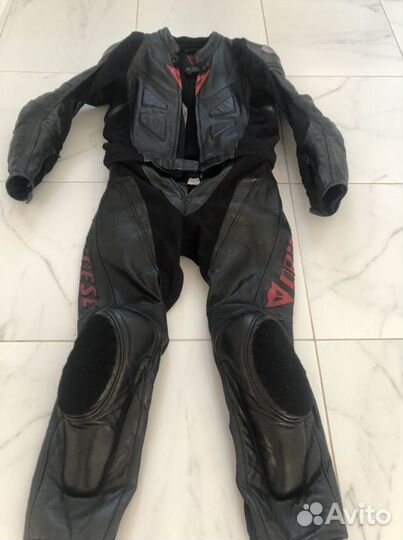 Мотоэкипировка мотокостюм Dainese