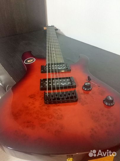 Электрогитара