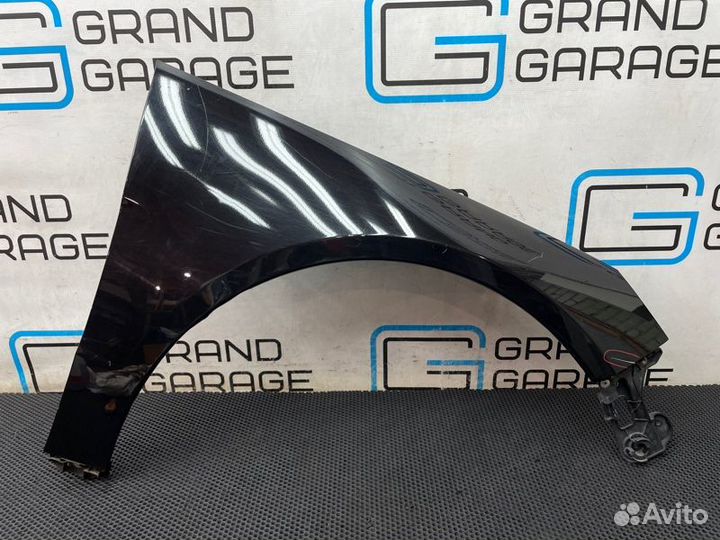 Крыло переднее правое Mercedes-Benz R-Class W251