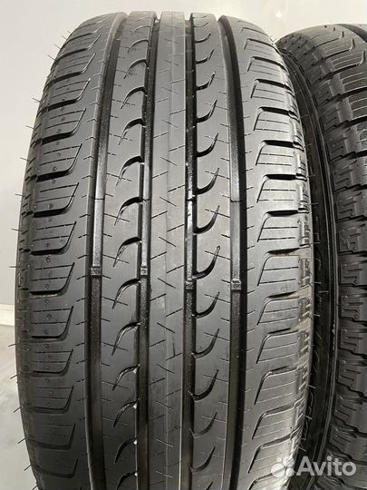 Goodyear EfficientGrip SUV 4x4 225/55 R18
