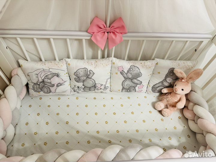 Бортики в детскую кроватку косичка