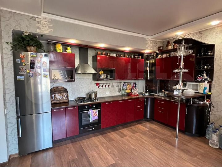 4-к. квартира, 110,3 м², 2/4 эт.