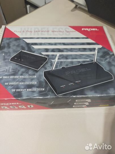 Радиосистема с петличным микрофоном proel RM300