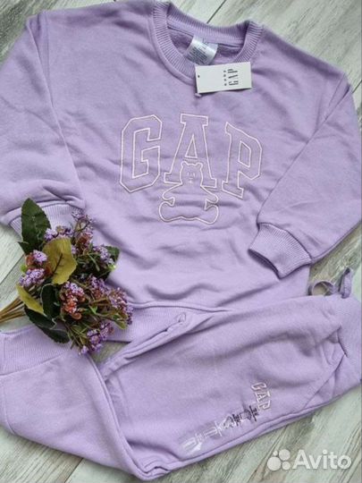 Костюм GAP для девочки новый
