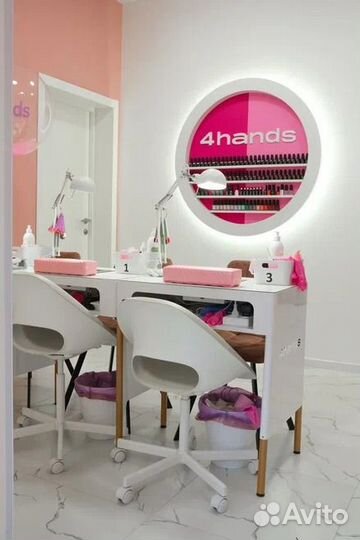 Администратор салона красоты