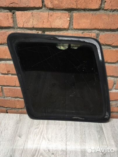 Стекло глухое правое Land Rover Freelander 1 18K4F