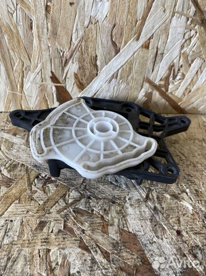 Сервопривод заслонки печки Hyundai Solaris