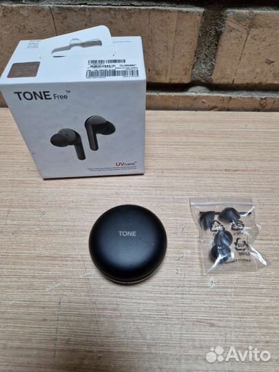 Беспроводные наушники LG Tone Free FN6