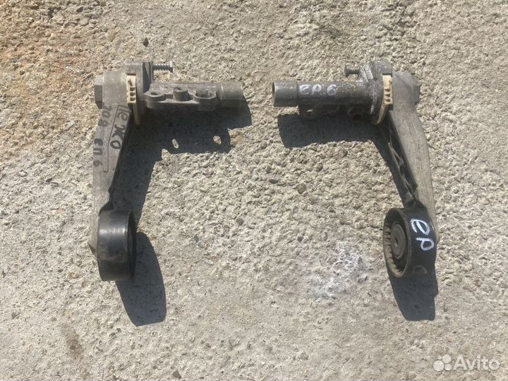 Натяжители ремня генератора Пежо 308,408 EP6