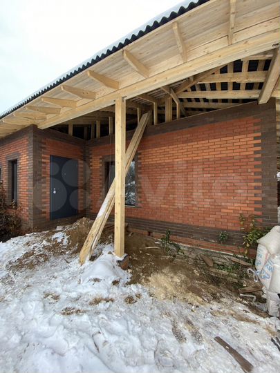 Коттедж 80 м² на участке 6 сот.