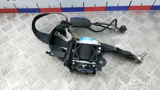 Ремень безопасности с пиропатроном сиденья передне