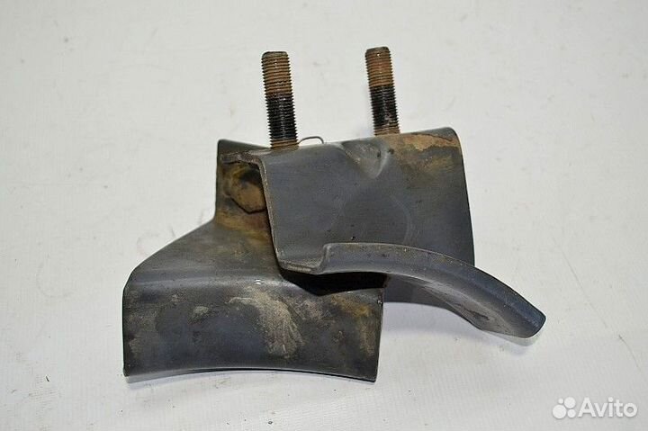 Кронштейн ресивера renault trucks Magnum Dxi (01.0