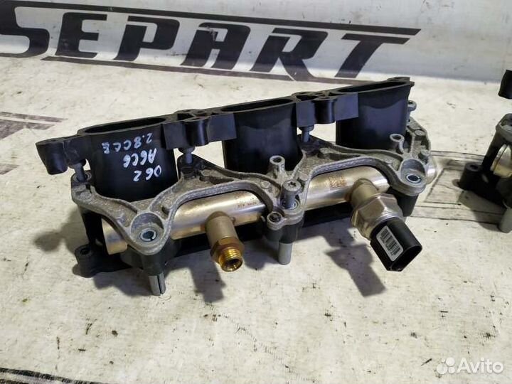 Коллектор впускной Audi A6 C6 2.8 CCE 2010