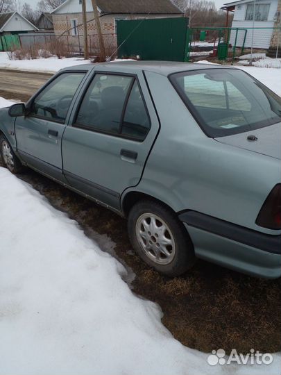 Запчасти на renault 19