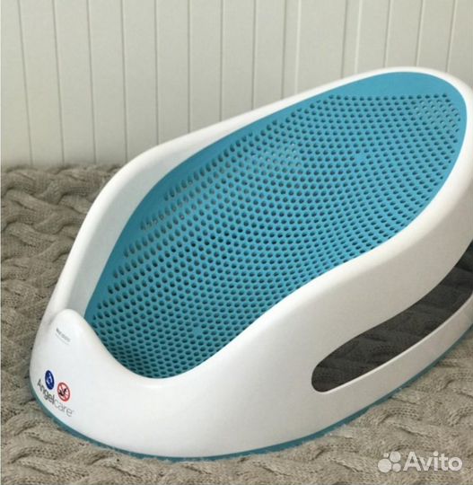 Лежачок-горка для купания Angelcare