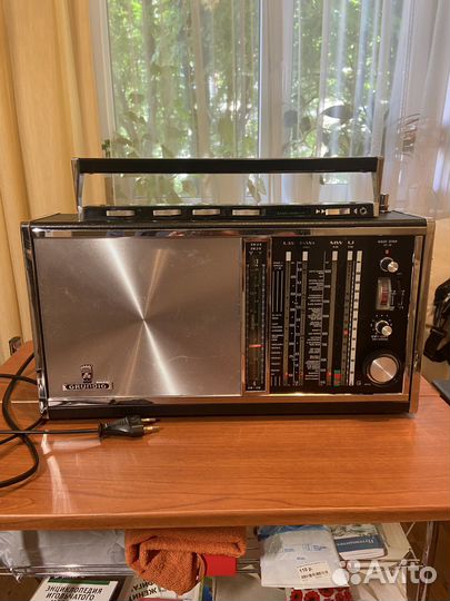 Радиоприемник grundig сателлит 6001