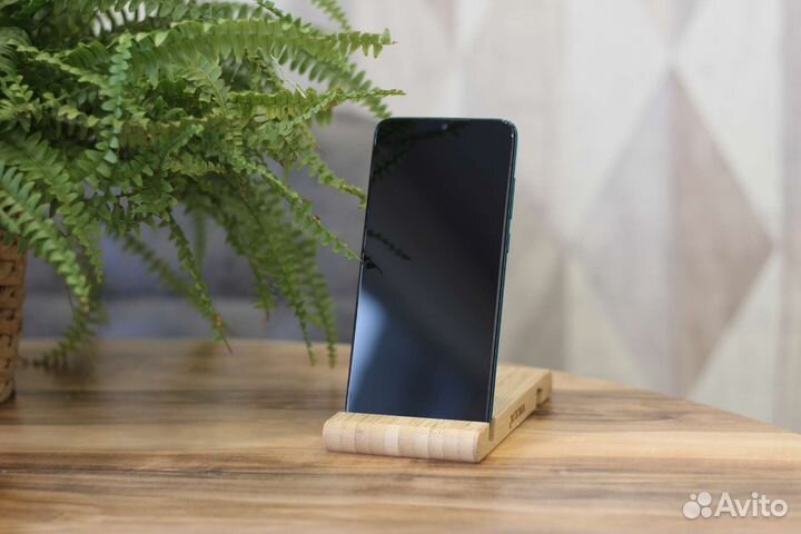 Телефон xiaomi Redmi note 8 pro