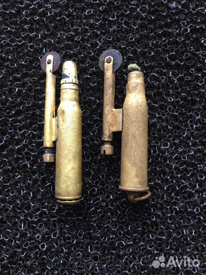 Старинные зажигалки и пепельница