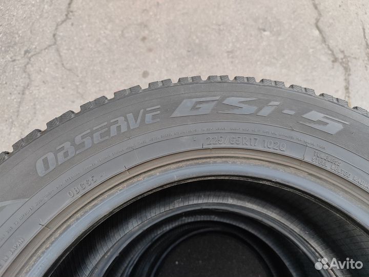 Toyo Observe GSi-5 225/65 R17 102Q