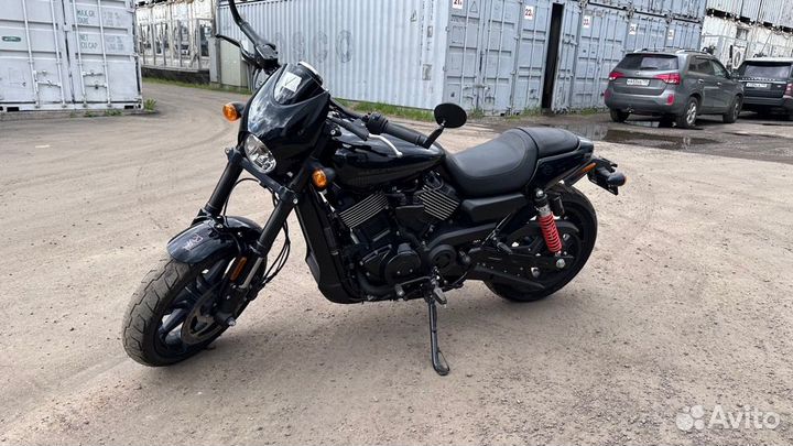 Harley davidson street 750