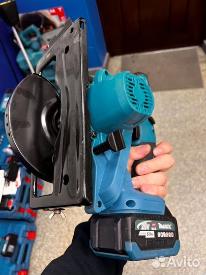 Циркулярная пила Makita аккумуляторная