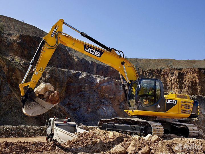 JCB JC 220 лобовое стекло (Джисиби)